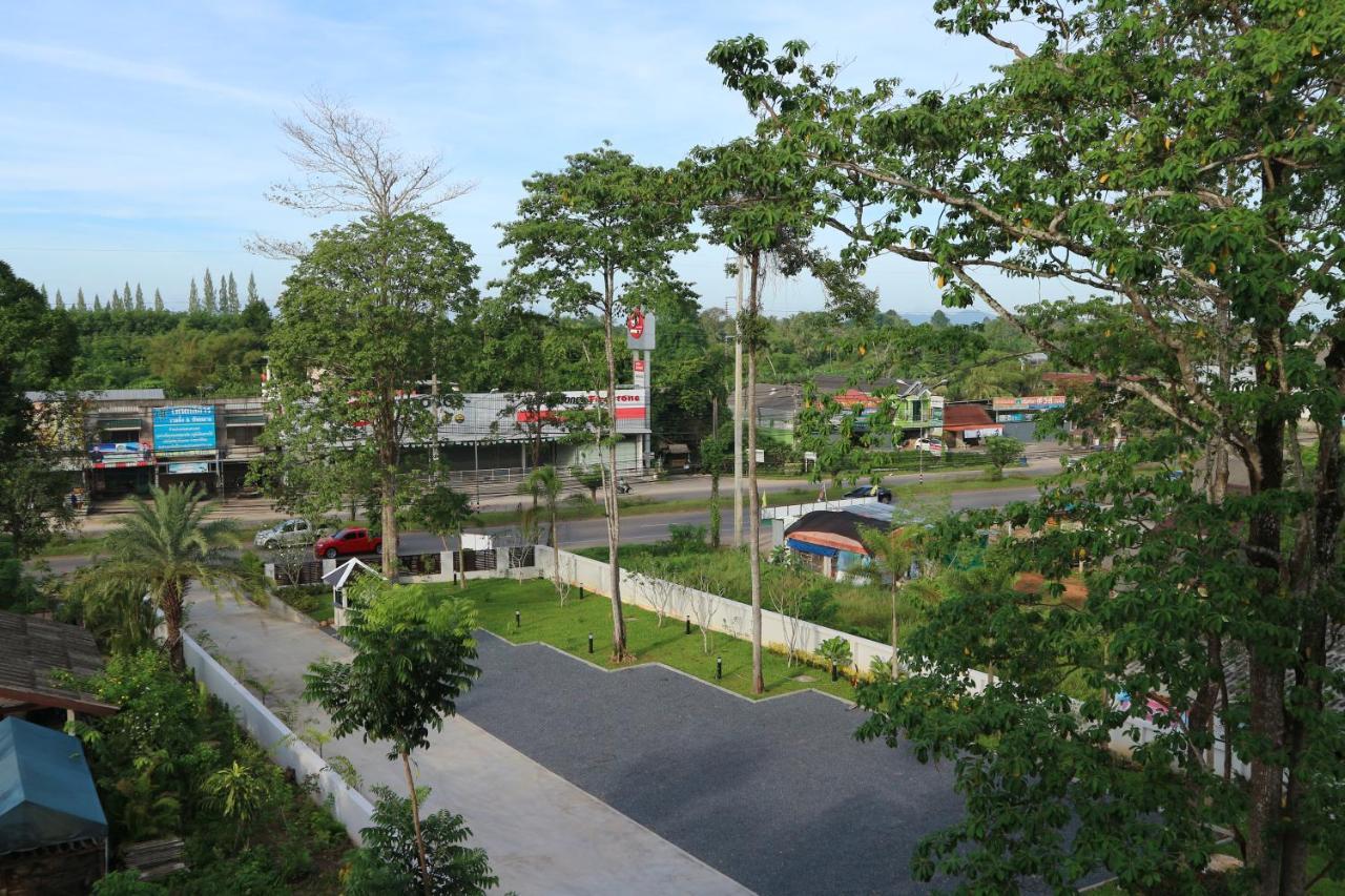 Wanarom Aparthotel 2*